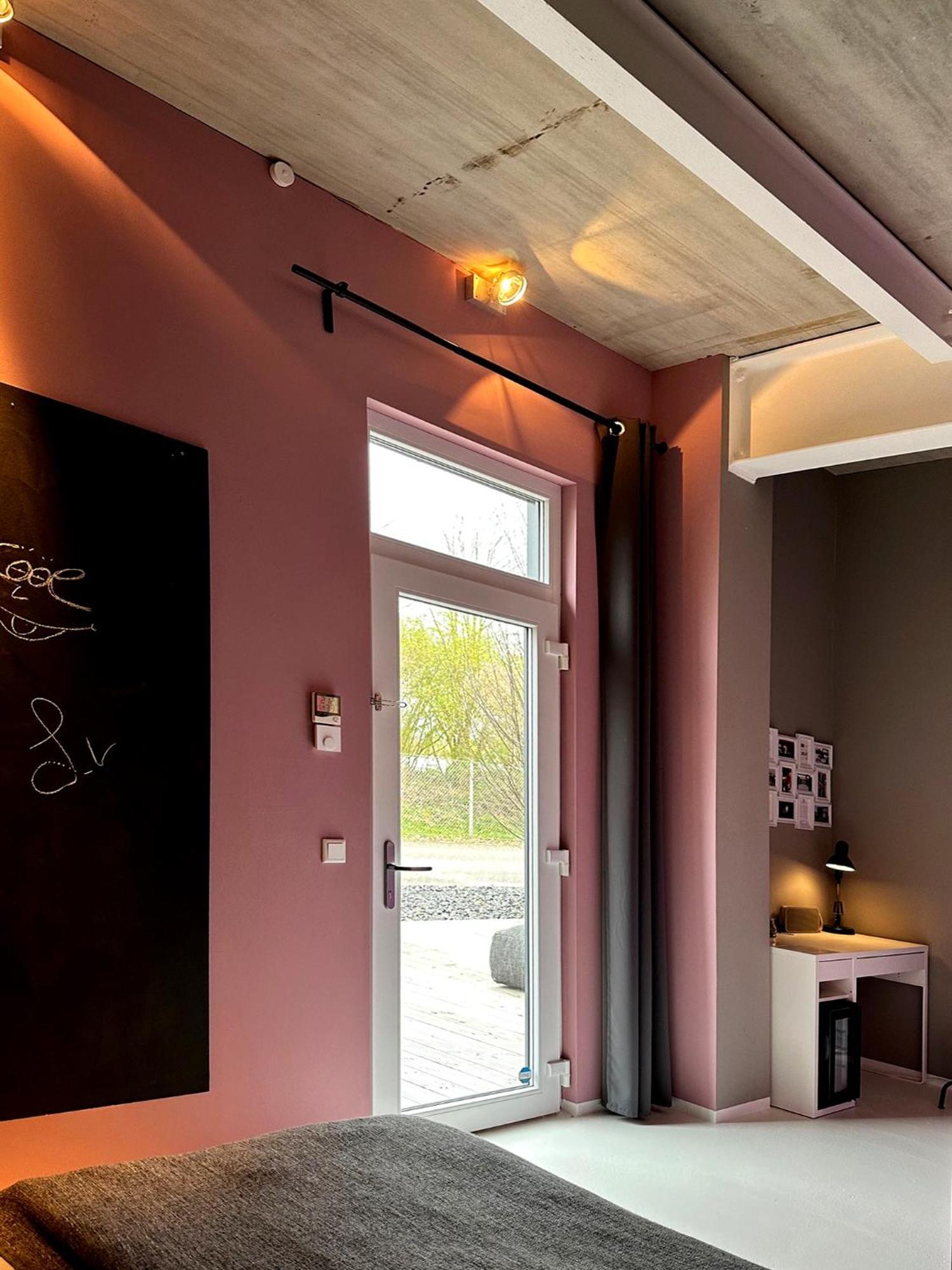 זארשטדט Guestroom By "Farbgestalt" מראה חיצוני תמונה